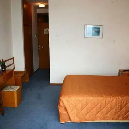 Sozer Hotell