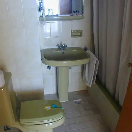 Sozer Hotell 3*