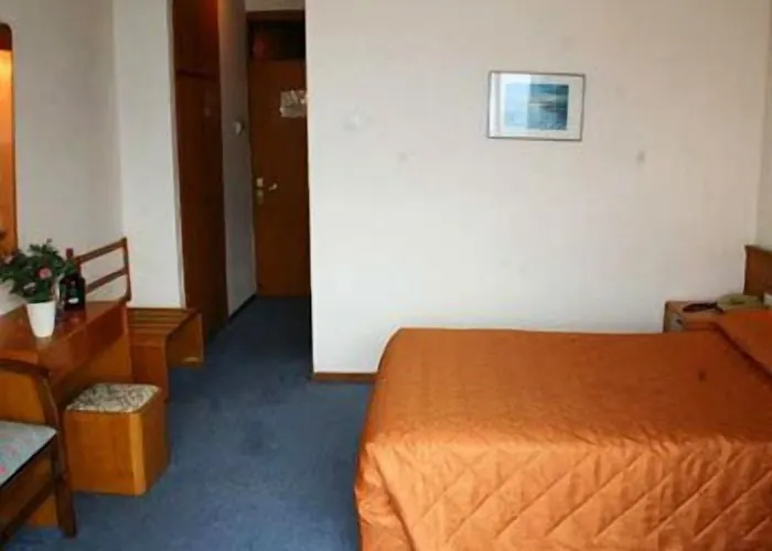 Sozer Hotell